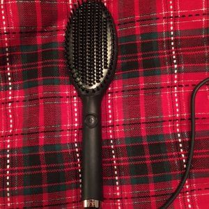 GHD Glide Smoothing Hot Brush